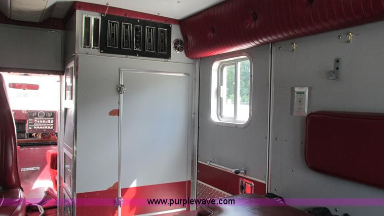 image for item I3231 1989 Ford Econoline E350 van