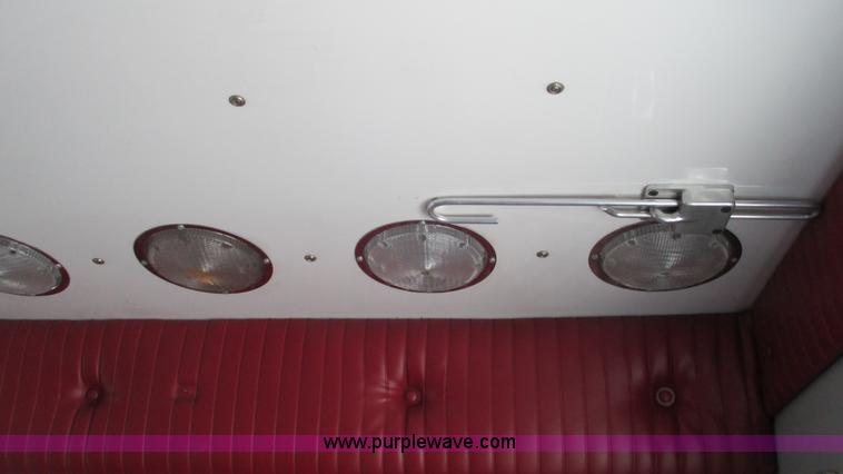 image for item I3231 1989 Ford Econoline E350 van