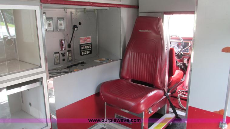 image for item I3231 1989 Ford Econoline E350 van