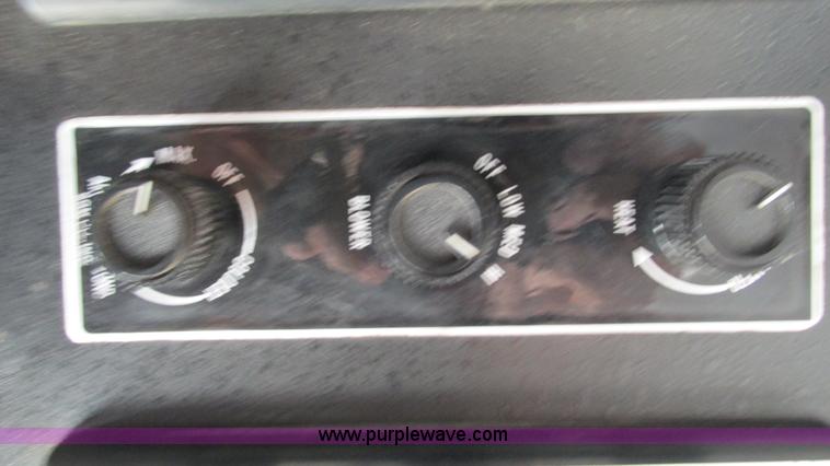 image for item I3231 1989 Ford Econoline E350 van