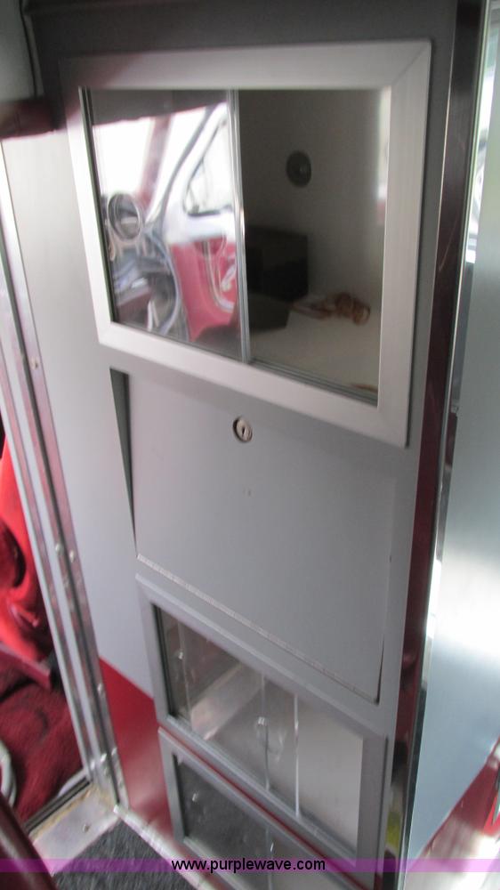 image for item I3231 1989 Ford Econoline E350 van