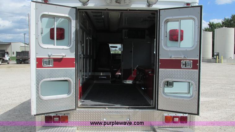 image for item I3231 1989 Ford Econoline E350 van