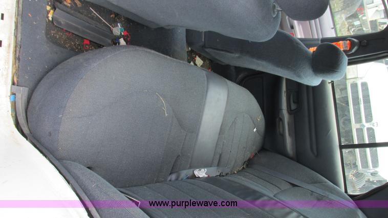 image for item I3232 2001 Ford Crown Victoria Police Interceptor