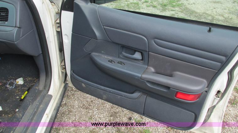 image for item I3232 2001 Ford Crown Victoria Police Interceptor