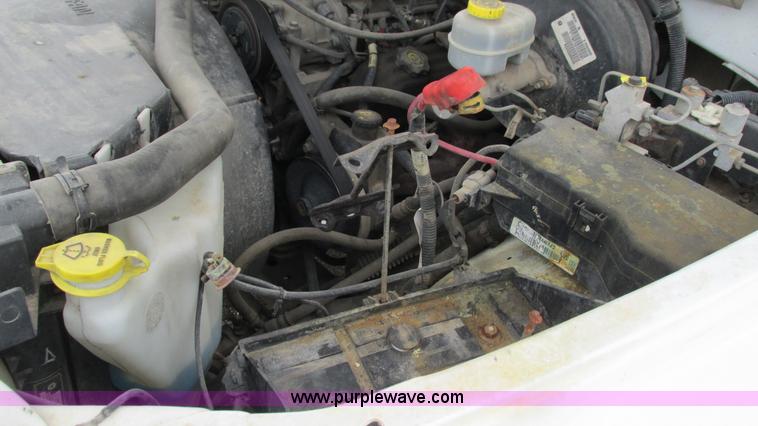 image for item I3233 2001 Dodge Ram 1500 pickup truck