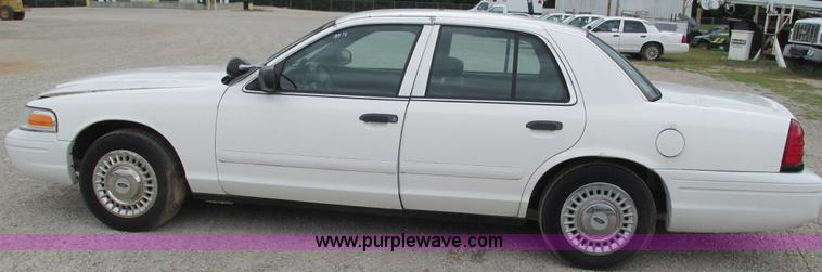 image for item I3234 2001 Ford Crown Victoria Police Interceptor