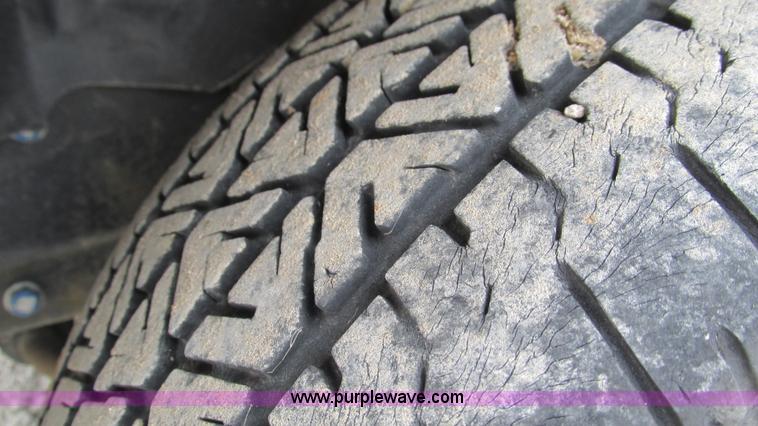 image for item I3234 2001 Ford Crown Victoria Police Interceptor