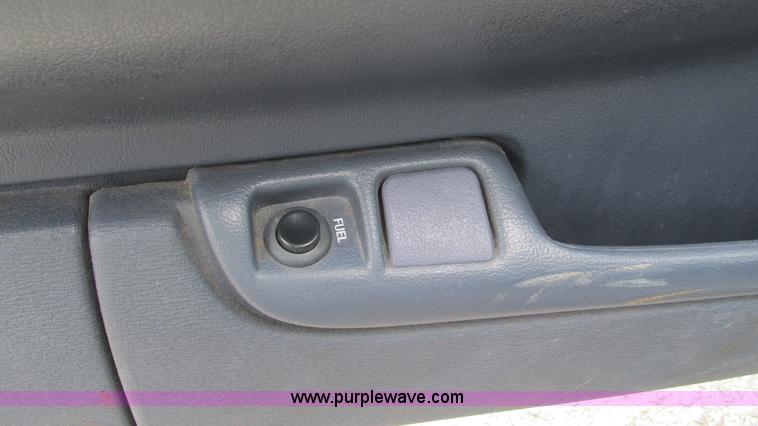 image for item I3234 2001 Ford Crown Victoria Police Interceptor