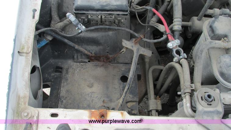 image for item I3234 2001 Ford Crown Victoria Police Interceptor