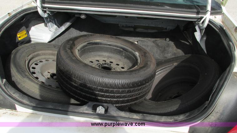 image for item I3234 2001 Ford Crown Victoria Police Interceptor