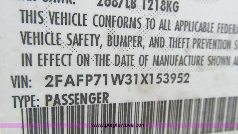 image for item I3234 2001 Ford Crown Victoria Police Interceptor