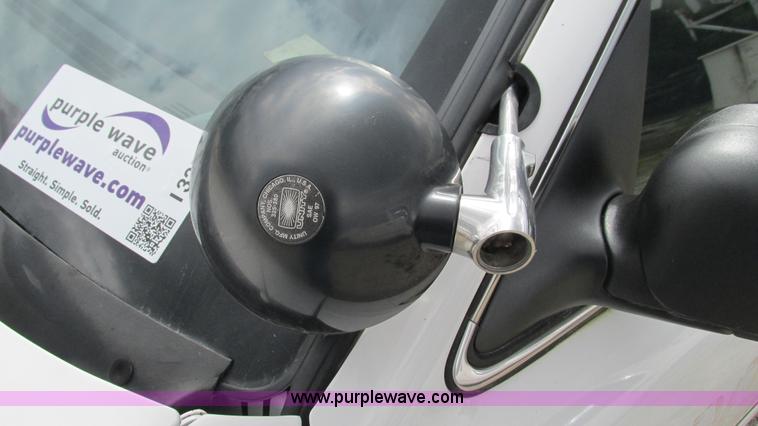 image for item I3235 2002 Ford Crown Victoria Police Interceptor