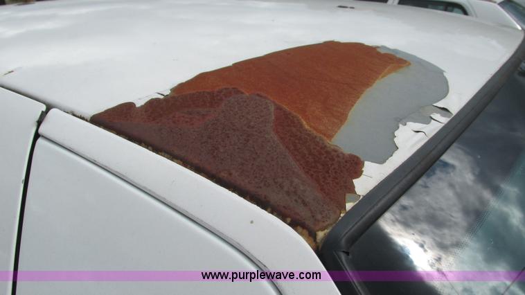 image for item I3235 2002 Ford Crown Victoria Police Interceptor