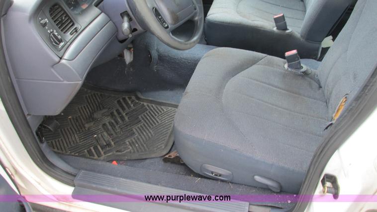 image for item I3235 2002 Ford Crown Victoria Police Interceptor