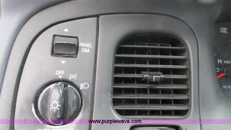 image for item I3235 2002 Ford Crown Victoria Police Interceptor