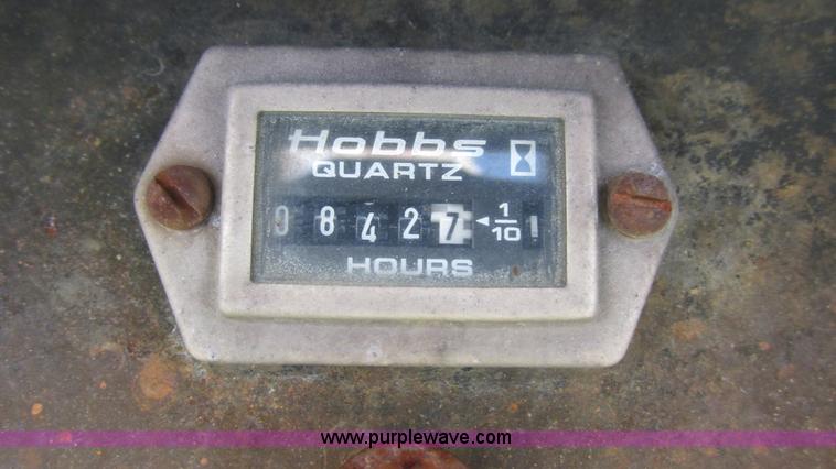 image for item I3236 2002 Chevrolet Silverado 3500 utility truck