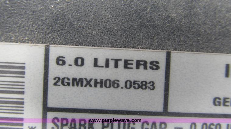 image for item I3236 2002 Chevrolet Silverado 3500 utility truck