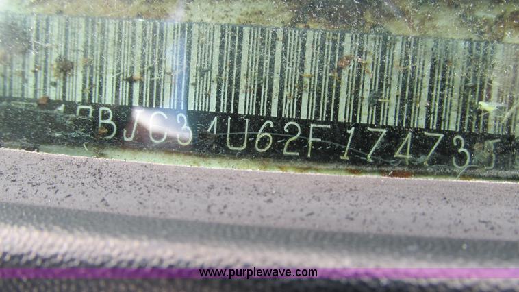 image for item I3236 2002 Chevrolet Silverado 3500 utility truck