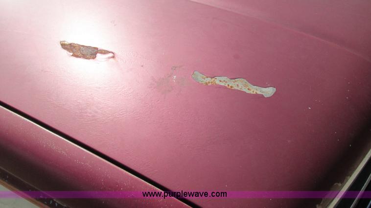 image for item I3241 1989 Chevrolet 1500 pickup truck