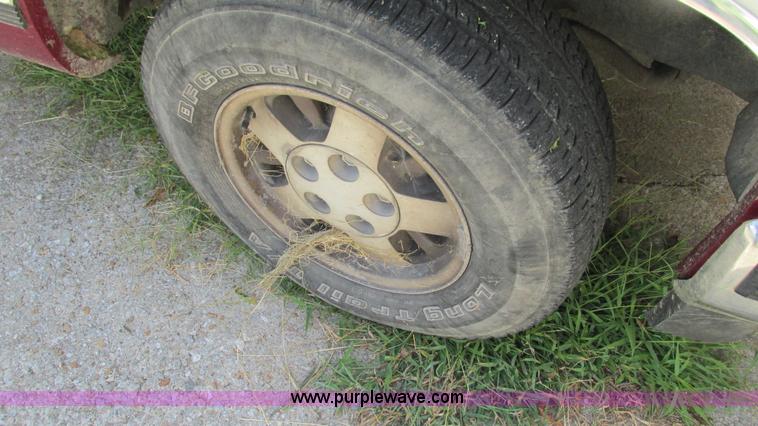 image for item I3241 1989 Chevrolet 1500 pickup truck