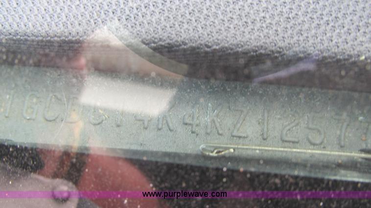 image for item I3241 1989 Chevrolet 1500 pickup truck