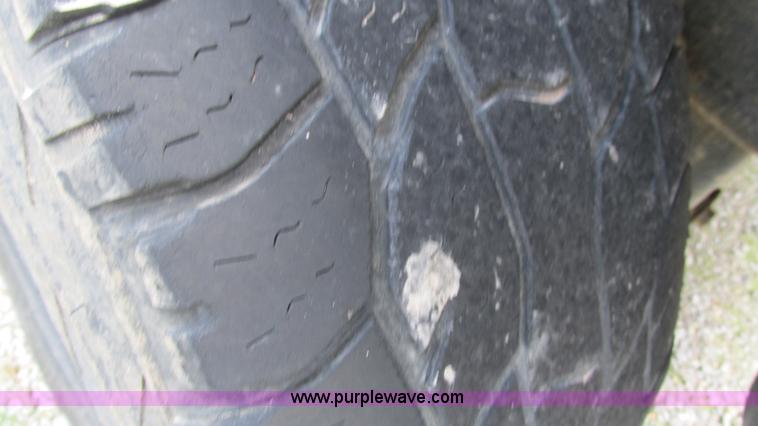 image for item I3242 2003 Mercury Mountaineer SUV