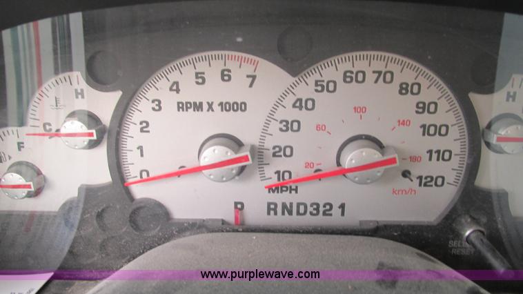 image for item I3242 2003 Mercury Mountaineer SUV