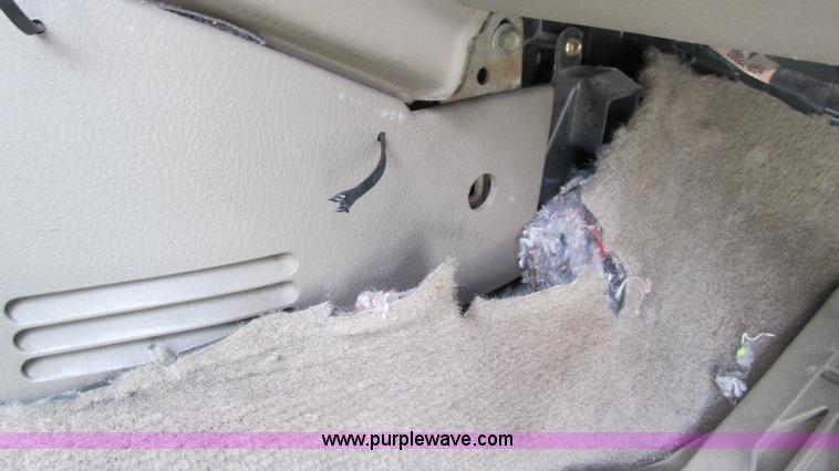 image for item I3242 2003 Mercury Mountaineer SUV