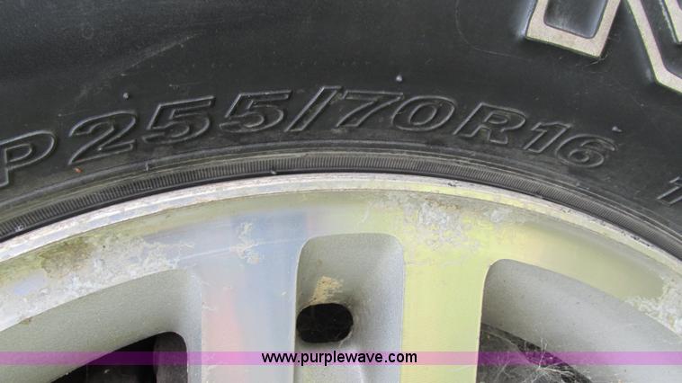 image for item I3243 2001 Mercury Mountaineer SUV