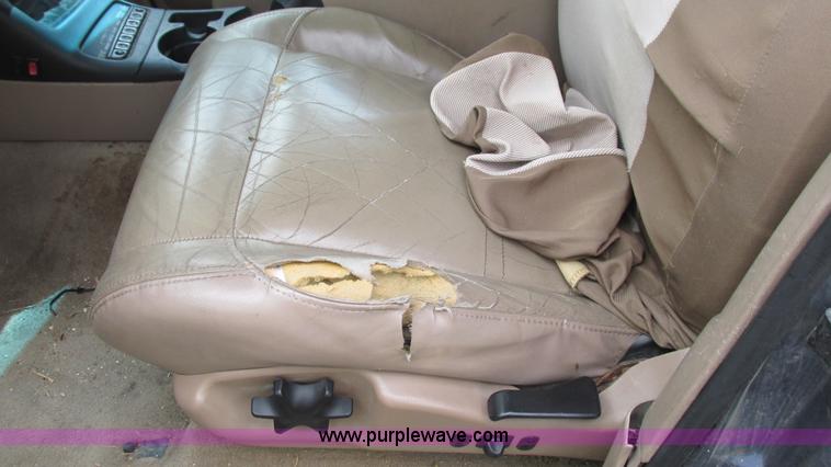 image for item I3243 2001 Mercury Mountaineer SUV