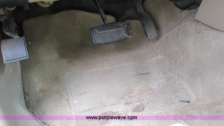 image for item I3243 2001 Mercury Mountaineer SUV