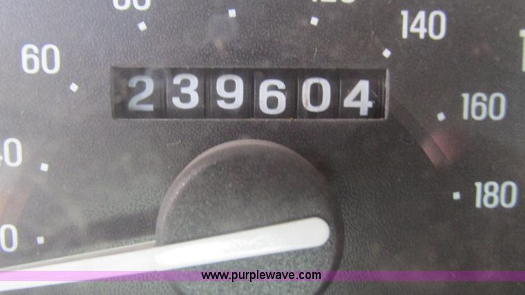 image for item I3243 2001 Mercury Mountaineer SUV