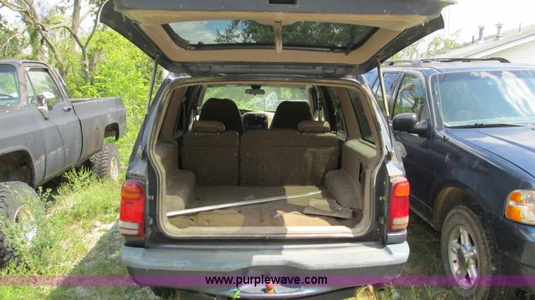 image for item I3243 2001 Mercury Mountaineer SUV