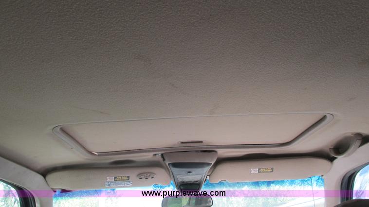 image for item I3243 2001 Mercury Mountaineer SUV