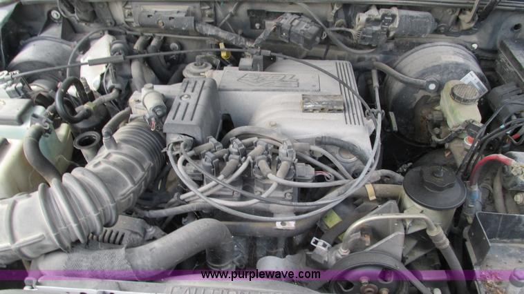 image for item I3243 2001 Mercury Mountaineer SUV