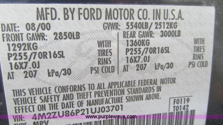 image for item I3243 2001 Mercury Mountaineer SUV