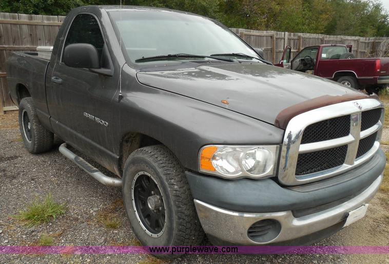 2004 Dodge Ram 1500 ST pickup truck in Newton, KS | Item I3333 sold