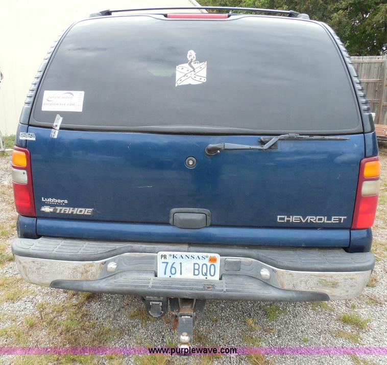 image for item I3334 2000 Chevrolet Tahoe LS SUV