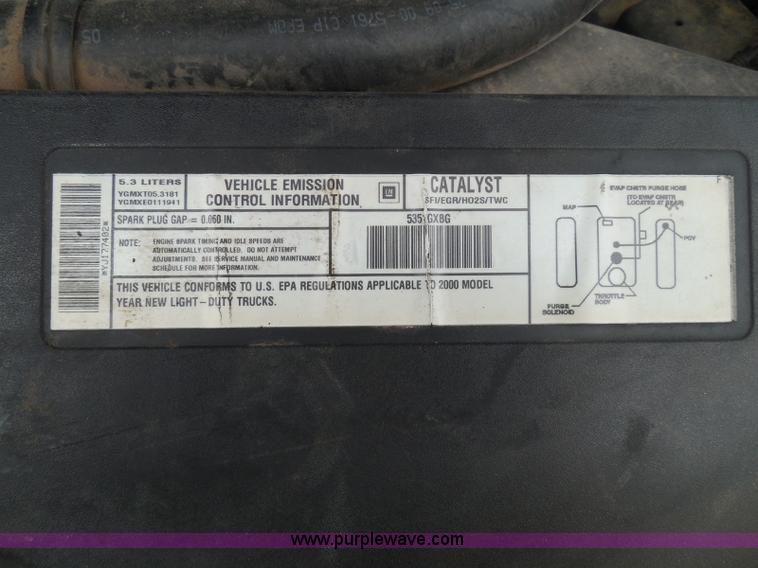 image for item I3334 2000 Chevrolet Tahoe LS SUV