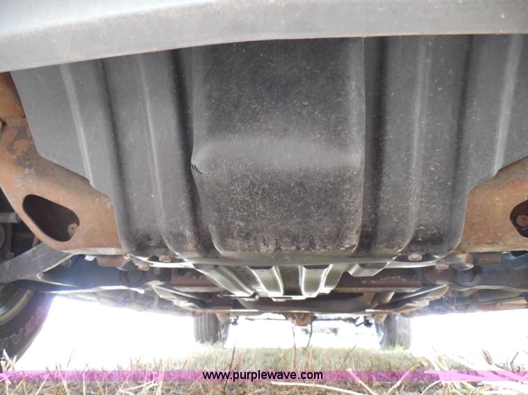 image for item I3334 2000 Chevrolet Tahoe LS SUV