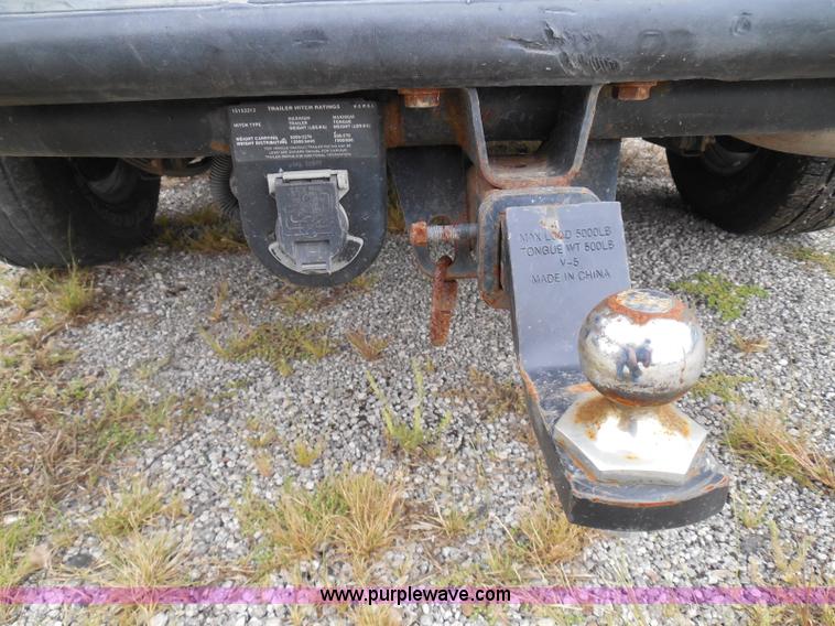 image for item I3334 2000 Chevrolet Tahoe LS SUV