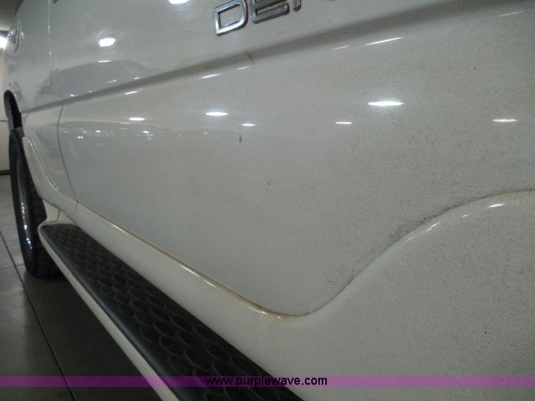 image for item I3360 2005 GMC Yukon Denali Limited Edition SUV