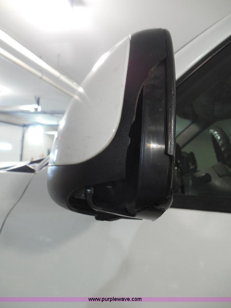 image for item I3360 2005 GMC Yukon Denali Limited Edition SUV