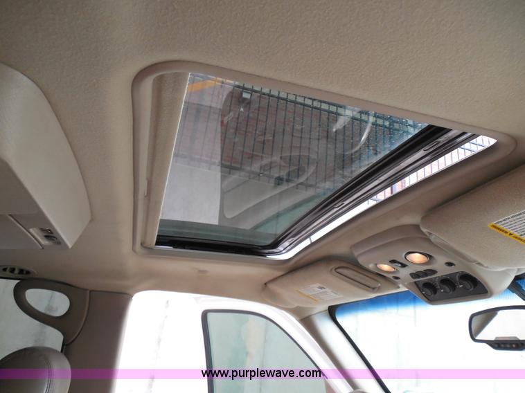 image for item I3360 2005 GMC Yukon Denali Limited Edition SUV