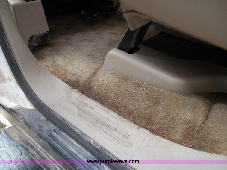 image for item I3360 2005 GMC Yukon Denali Limited Edition SUV