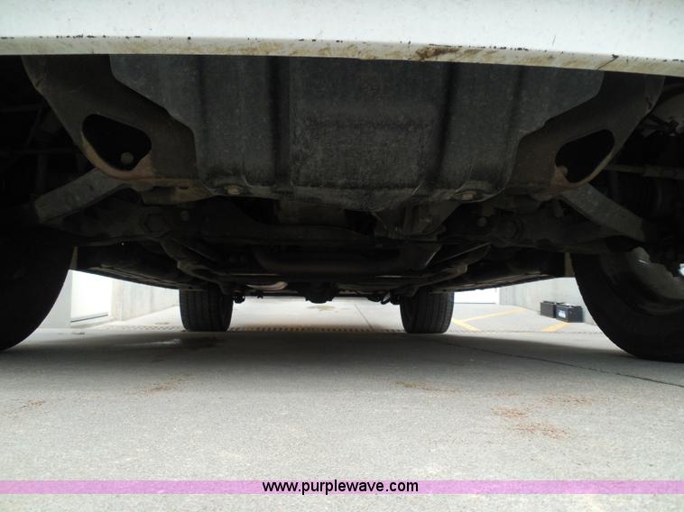 image for item I3360 2005 GMC Yukon Denali Limited Edition SUV