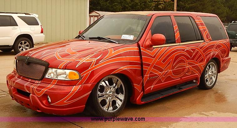 image for item I5459 1998 Lincoln Navigator SUV