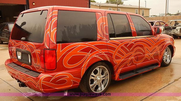 image for item I5459 1998 Lincoln Navigator SUV