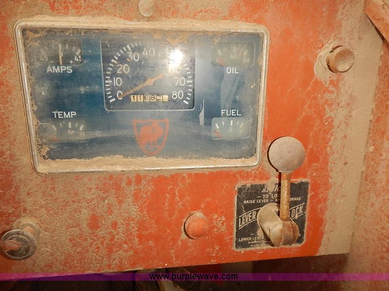 image for item I5460 1963 Bantam T-350 shield crane