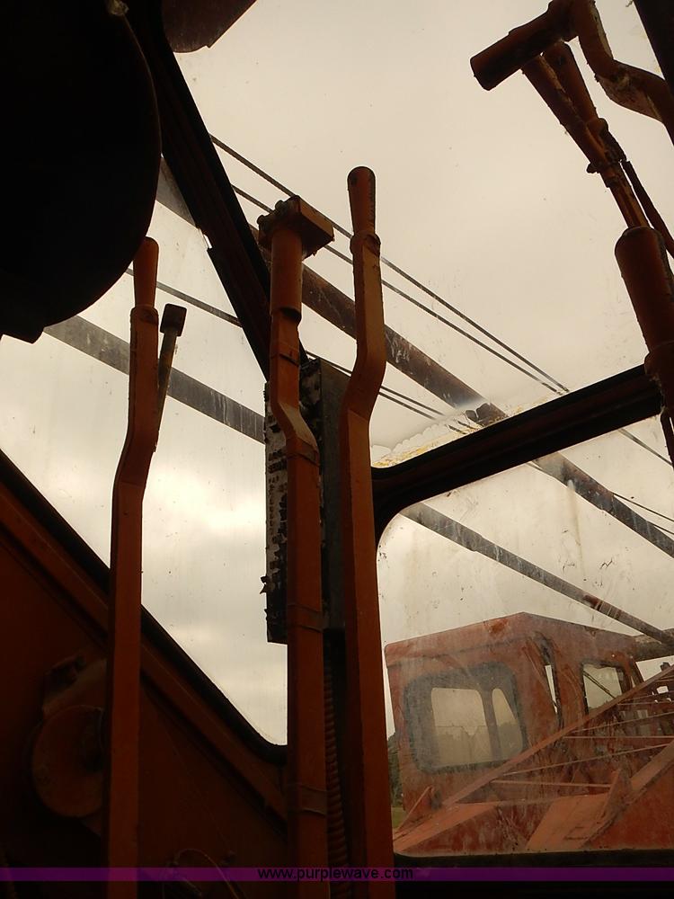 image for item I5460 1963 Bantam T-350 shield crane